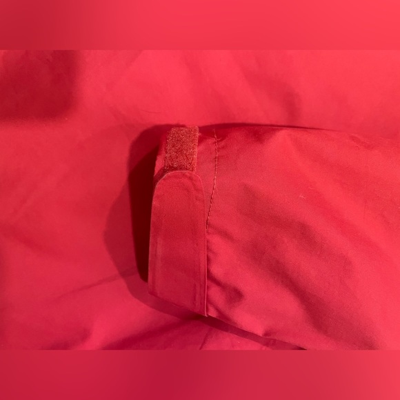 Columbia Sportswear Goretex waterproof red rain jacket, size medium. - Picture 11 of 11